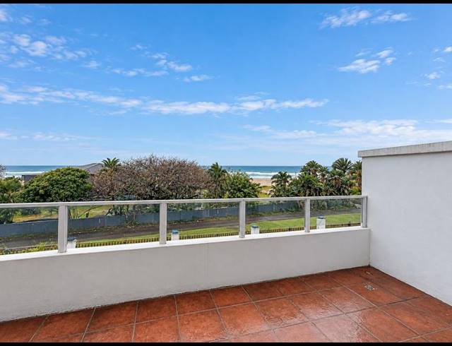 3 BEDROOM APARTMENT FOR SALE IN MARGATE BEACH